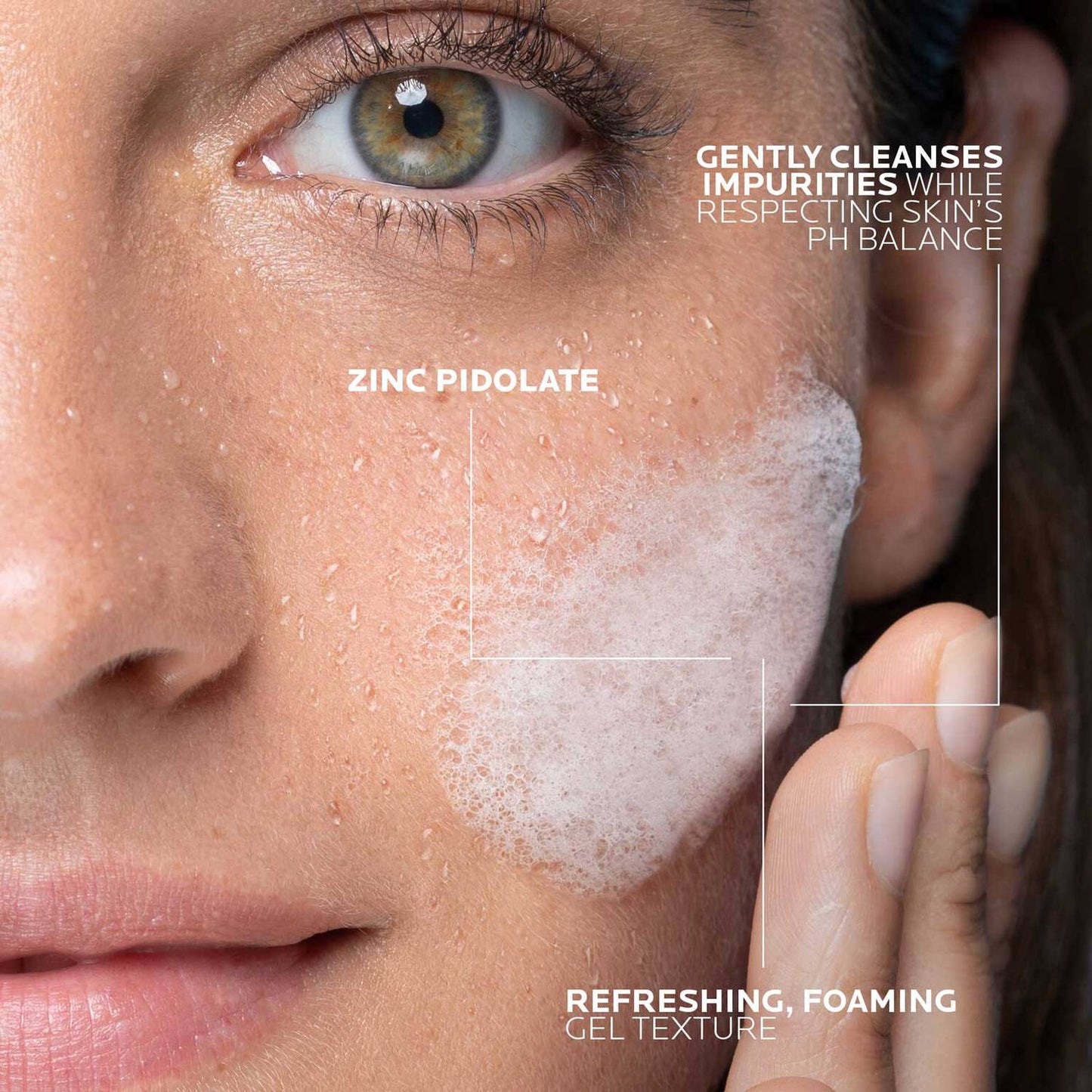 effaclar-gel-facial-wash-for-oily-skin-h7 LaRochePosay-Product-Effaclar-Effaclar-Foaming-Gel-400ml-3337872411991-texture-REV.jpg